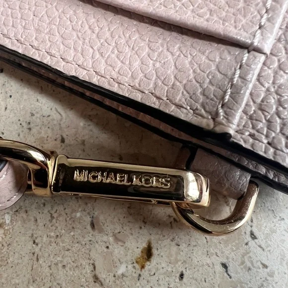 MICHAEL KORS Pink Leather Coin Purse, Card Holder Wristlet - Picture 11 of 12